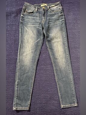 KanCan Blue Denim Jeans with Contrast Stitching
